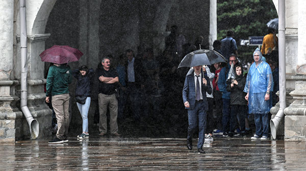 «Грибные» дожди в России закончились, начались ливни, рассказал ученый